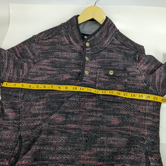 Sherpa Adventure Gear Fleece Quarter Button Sweater, Large - Picture 9 of 9